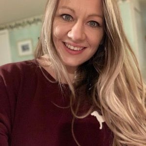 Meet your Posher, Desiree